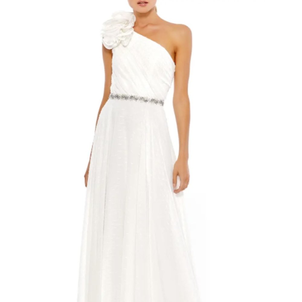 MAC DUGGAL RUFFLES ONE SHOULDER ROSETTE applique A-LINE WHITE GOWN sz 4